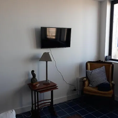 فيلة Familia *